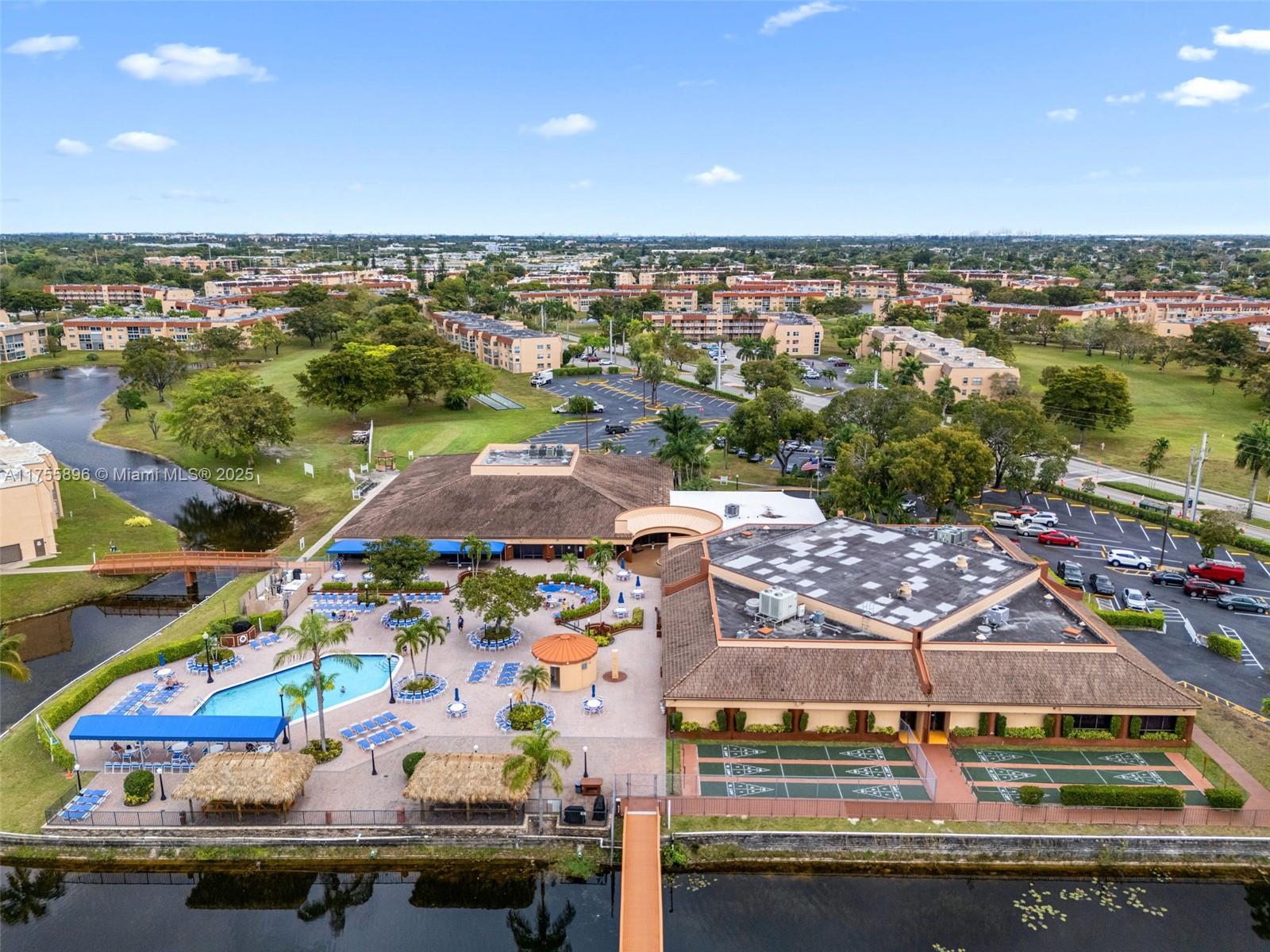 9201 Sunrise Lakes Blvd Unit: 306