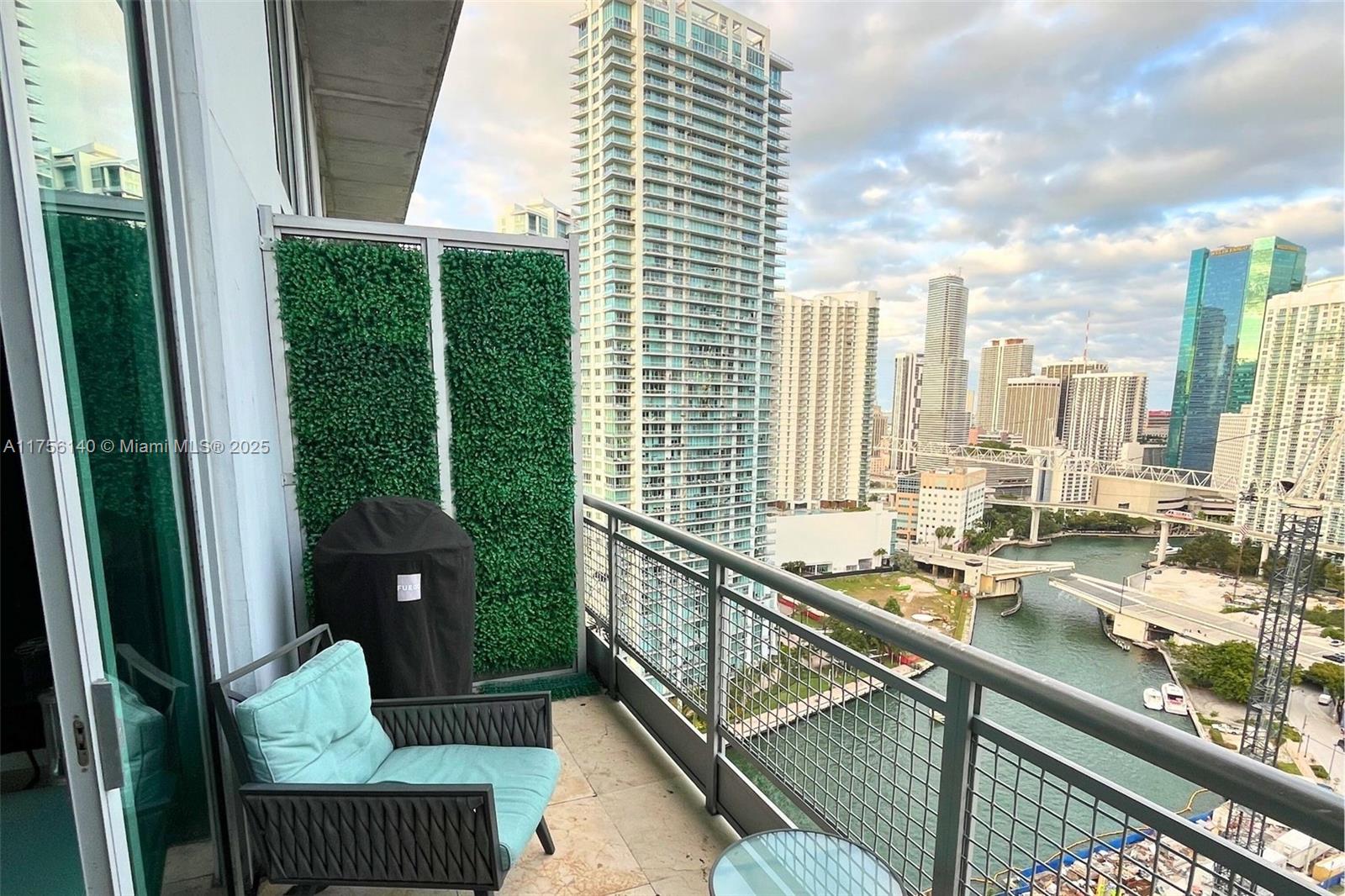 690 SW 1st Ct # 2718