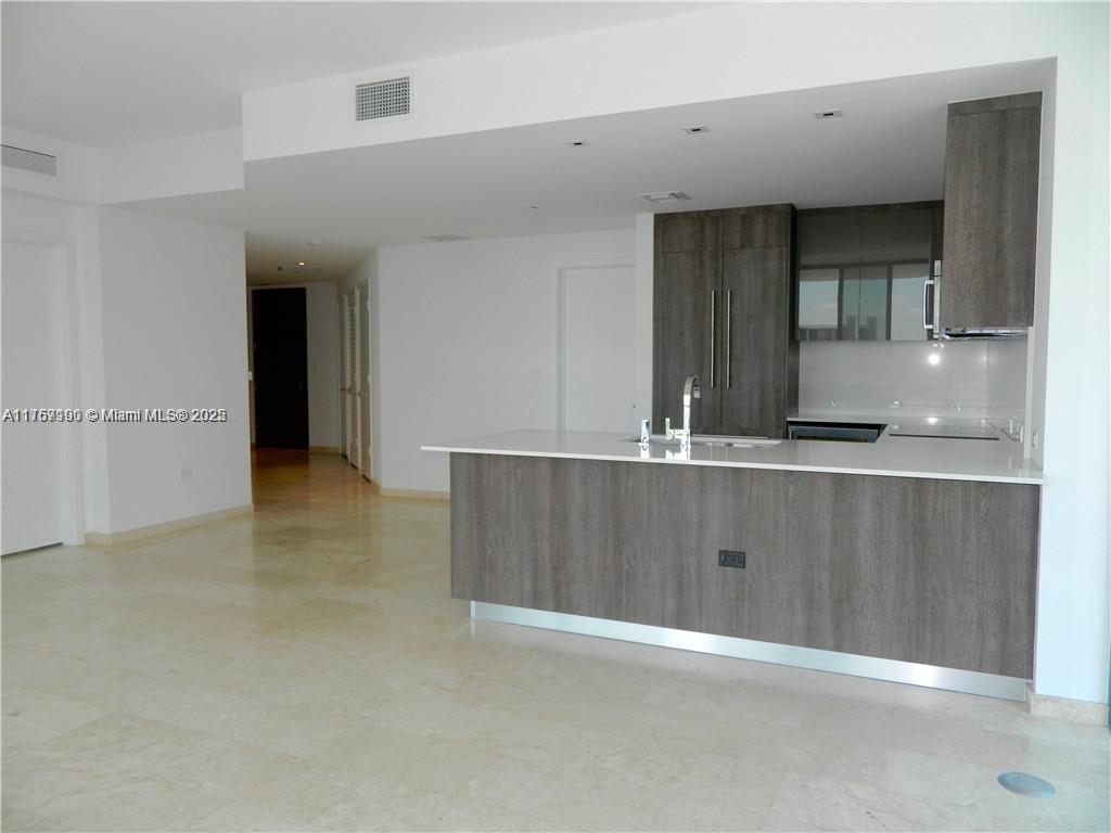 68 SE 6th St # 2402