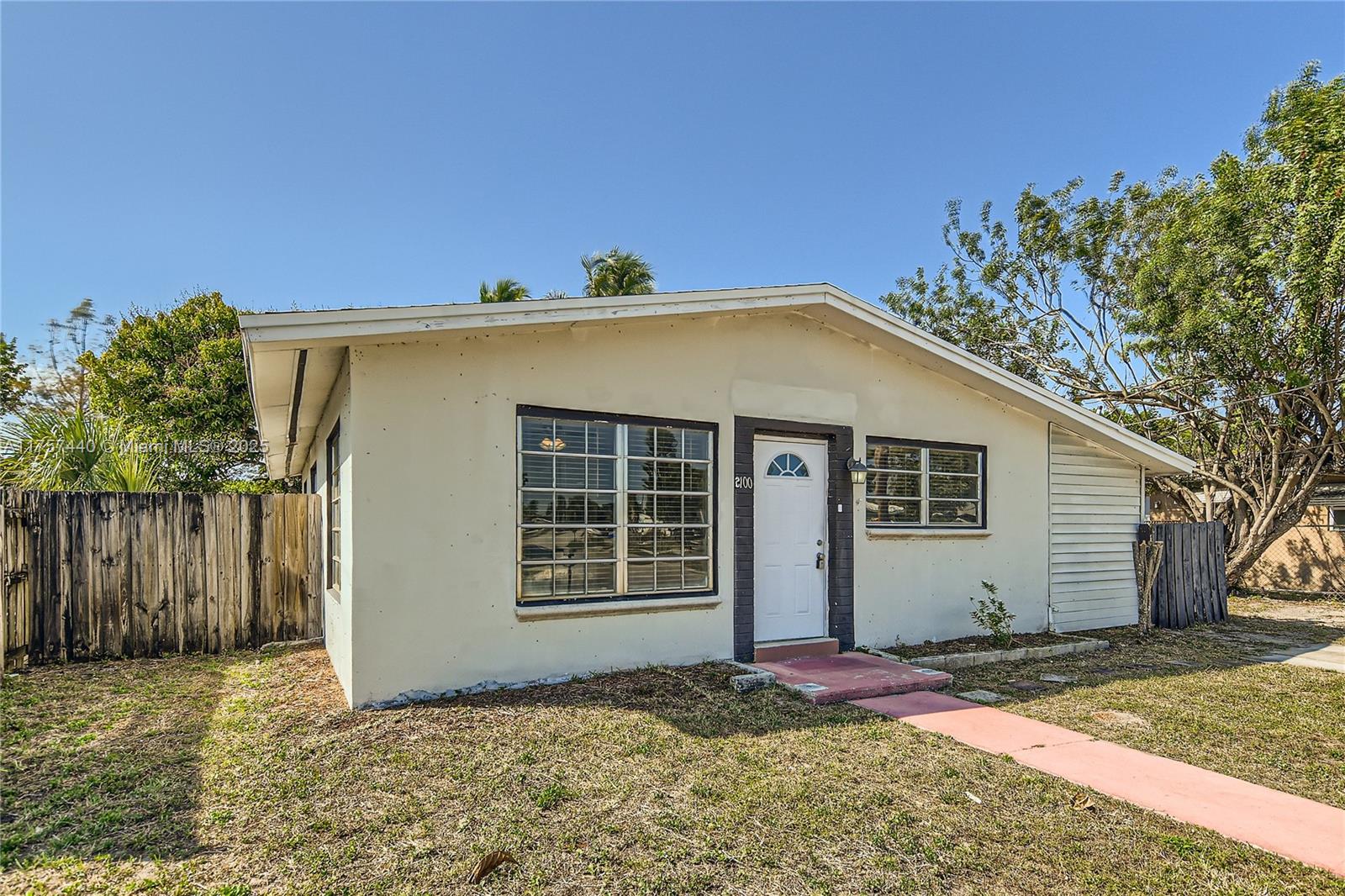 2100 SW 68th Way