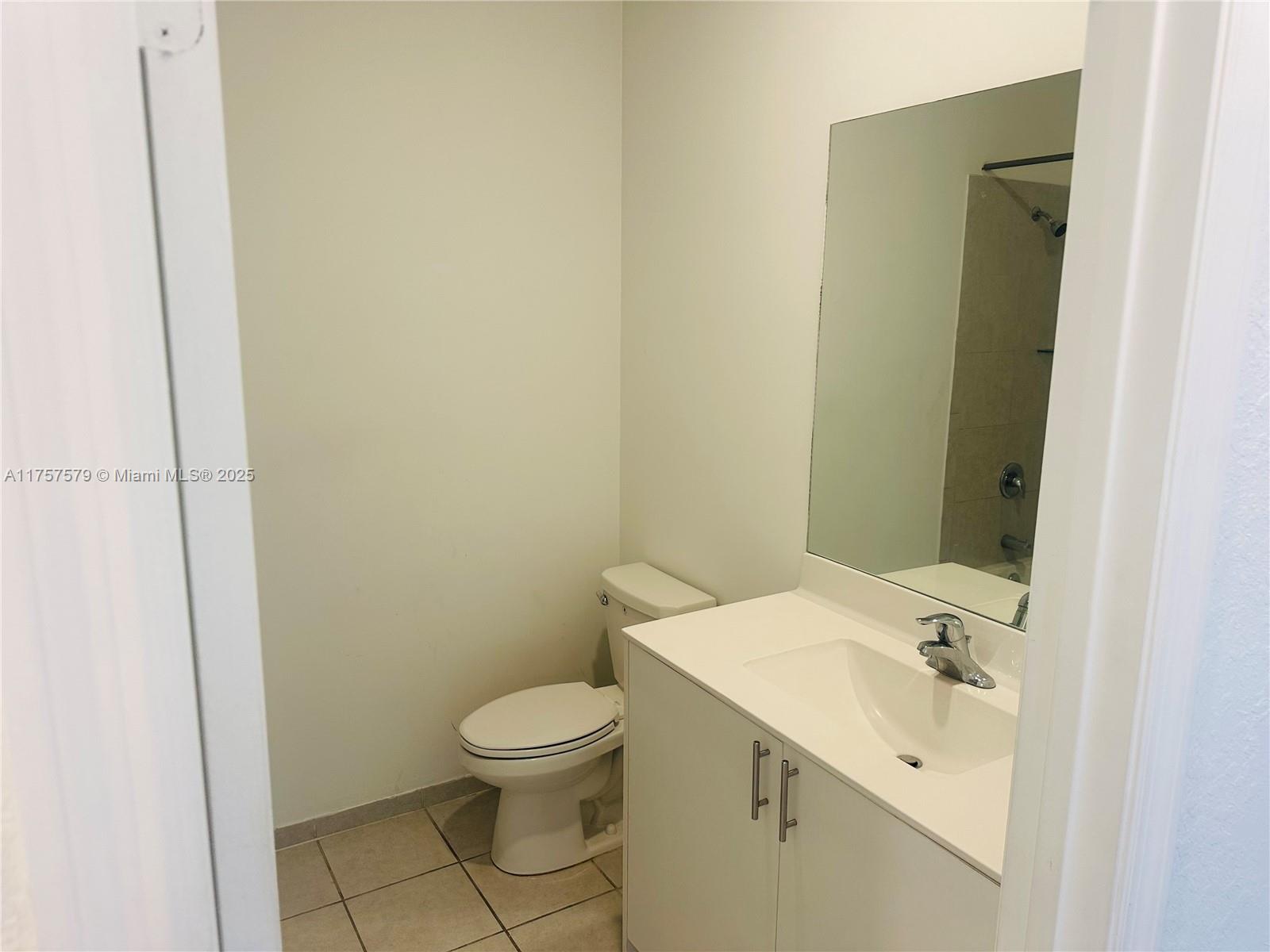 2678 SE 10th St # 2678