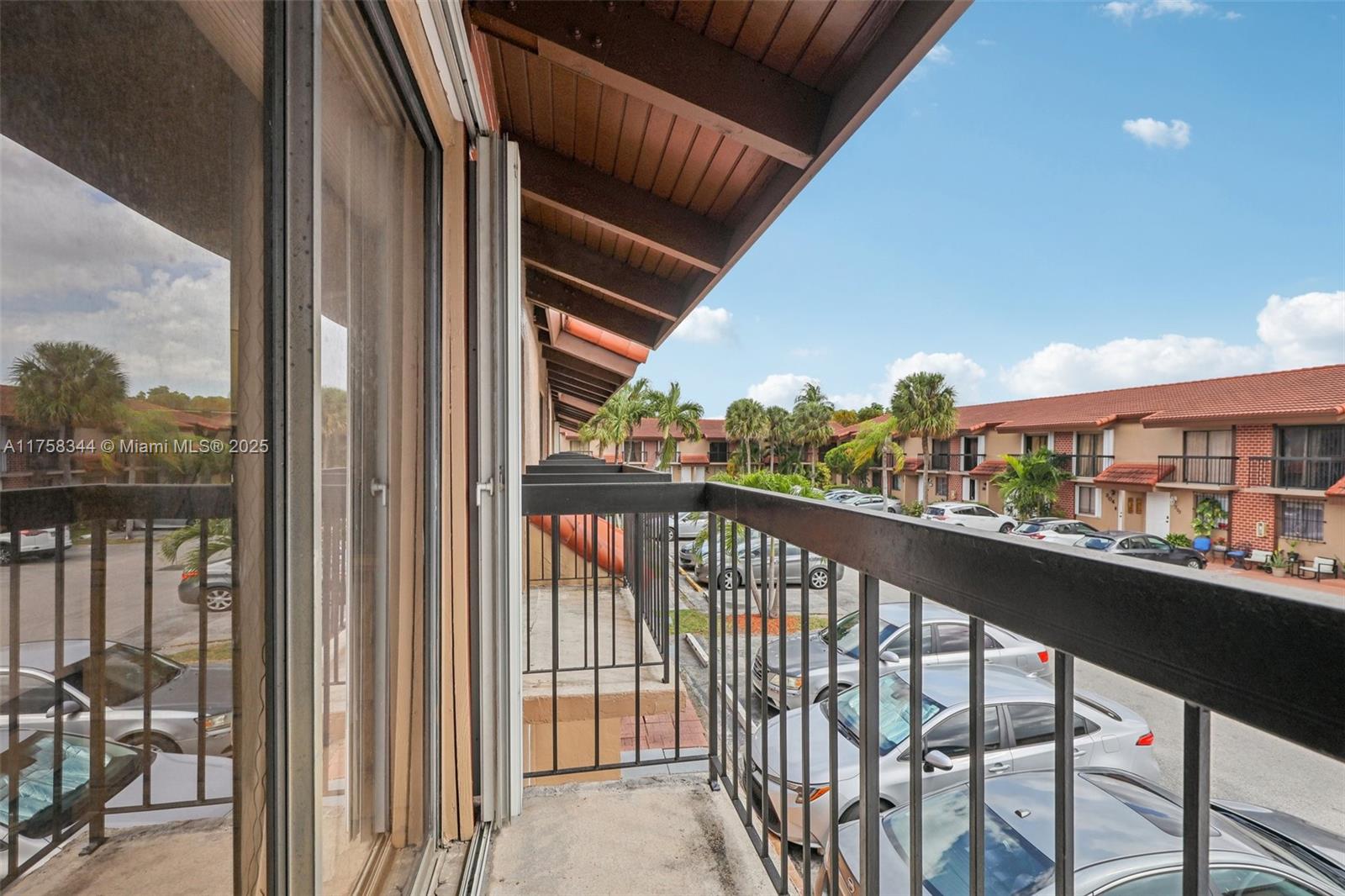 1917 SW 107th Ave # 702