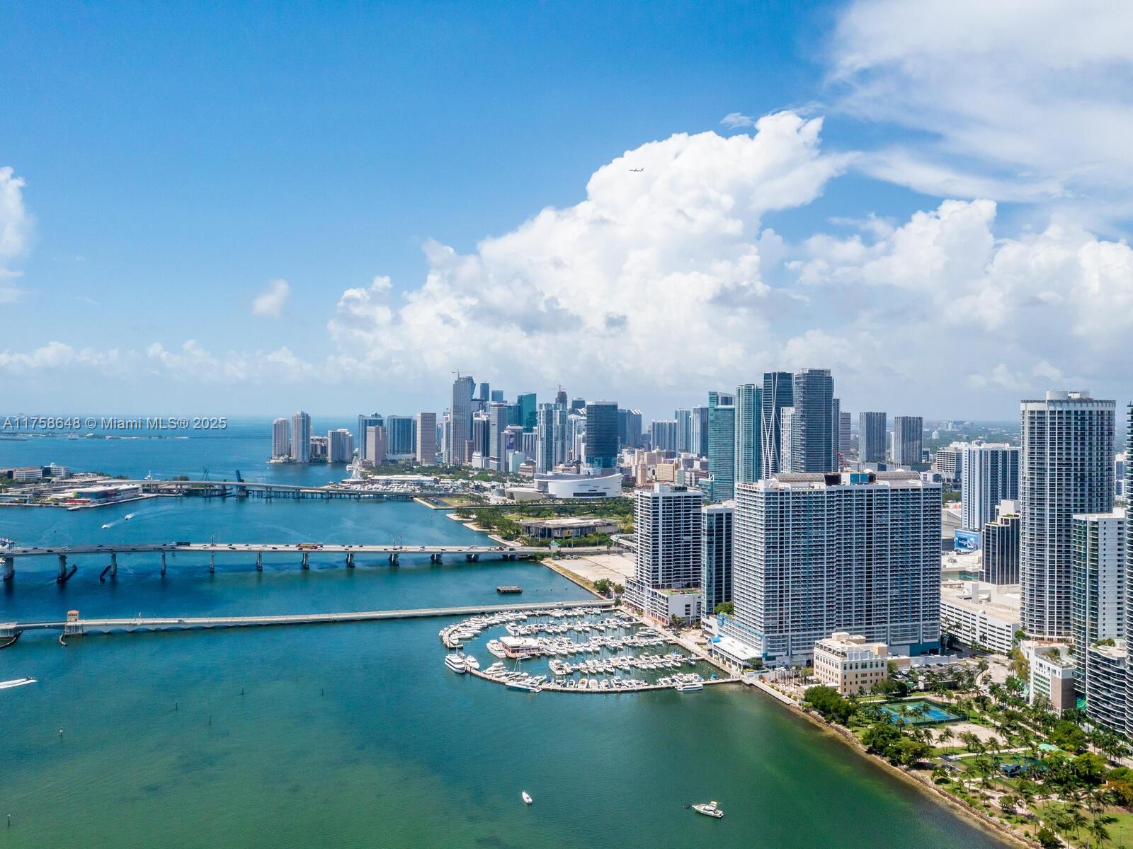 1800 N Bayshore Dr # 1904