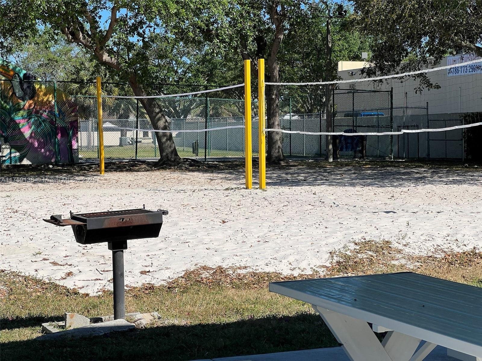 9731 Hammocks Blvd # 203B