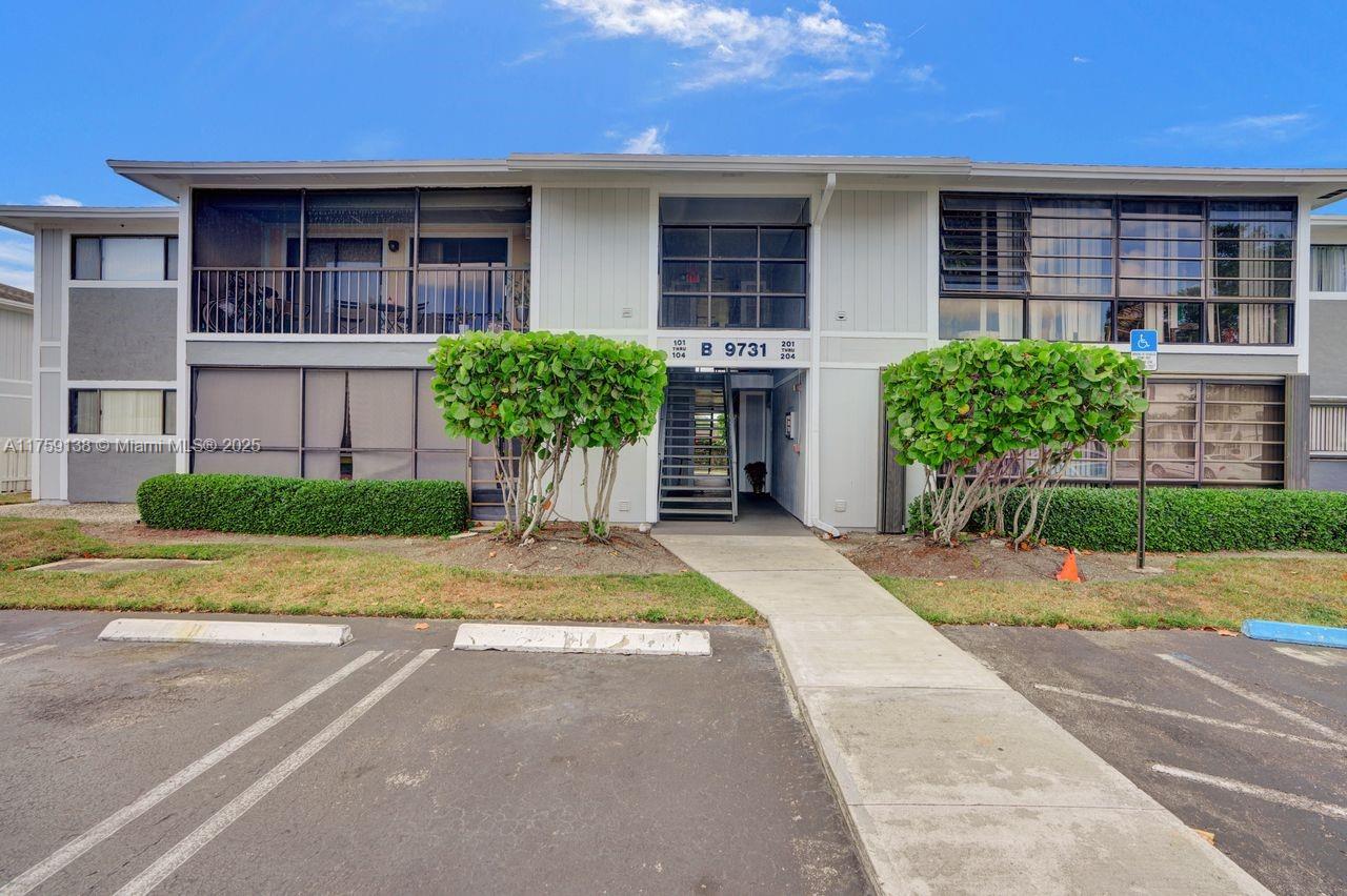 9731 Hammocks Blvd # 203B