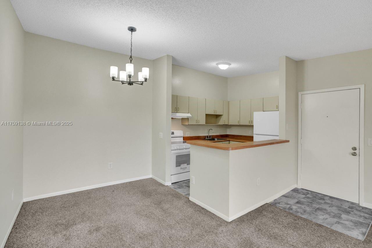 9731 Hammocks Blvd # 203B