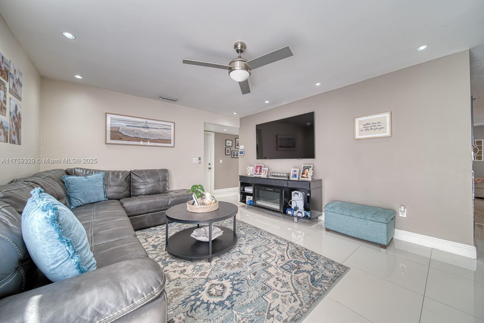 22908 Old Inlet Bridge Dr
