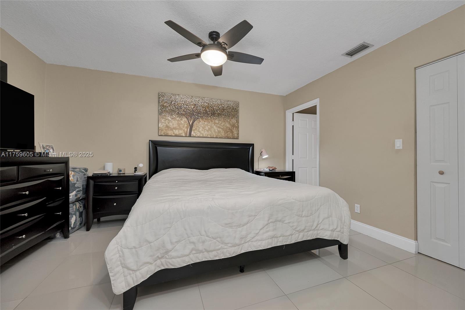 9539 Boca Cove Cir # 111