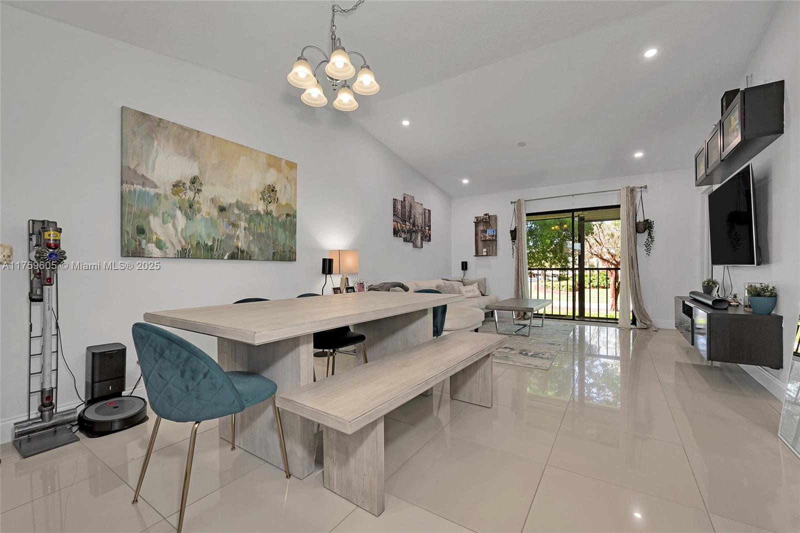 9539 Boca Cove Cir # 111