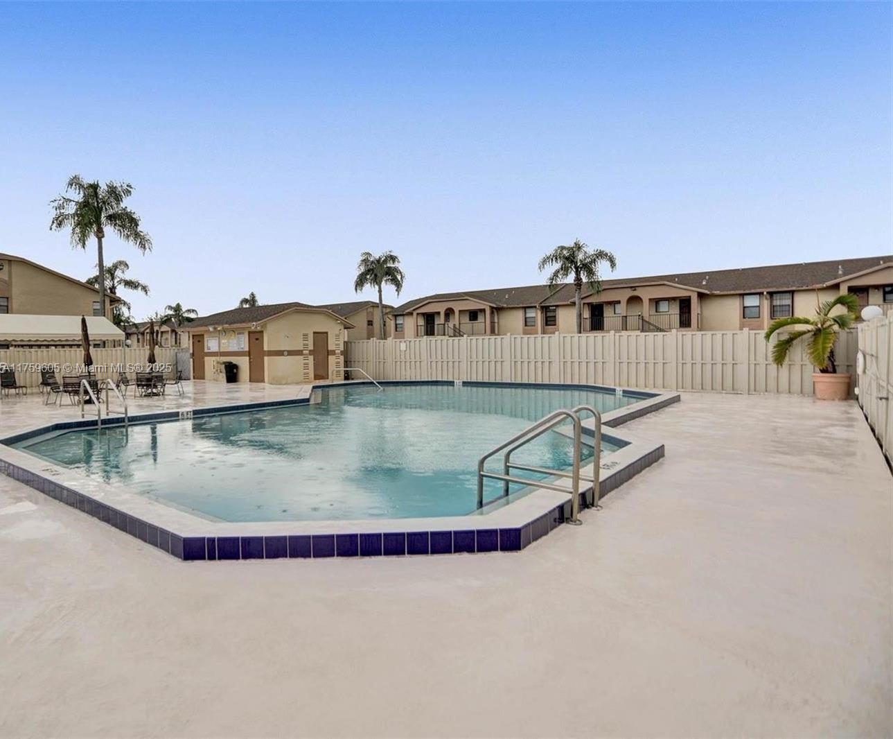 9539 Boca Cove Cir # 111