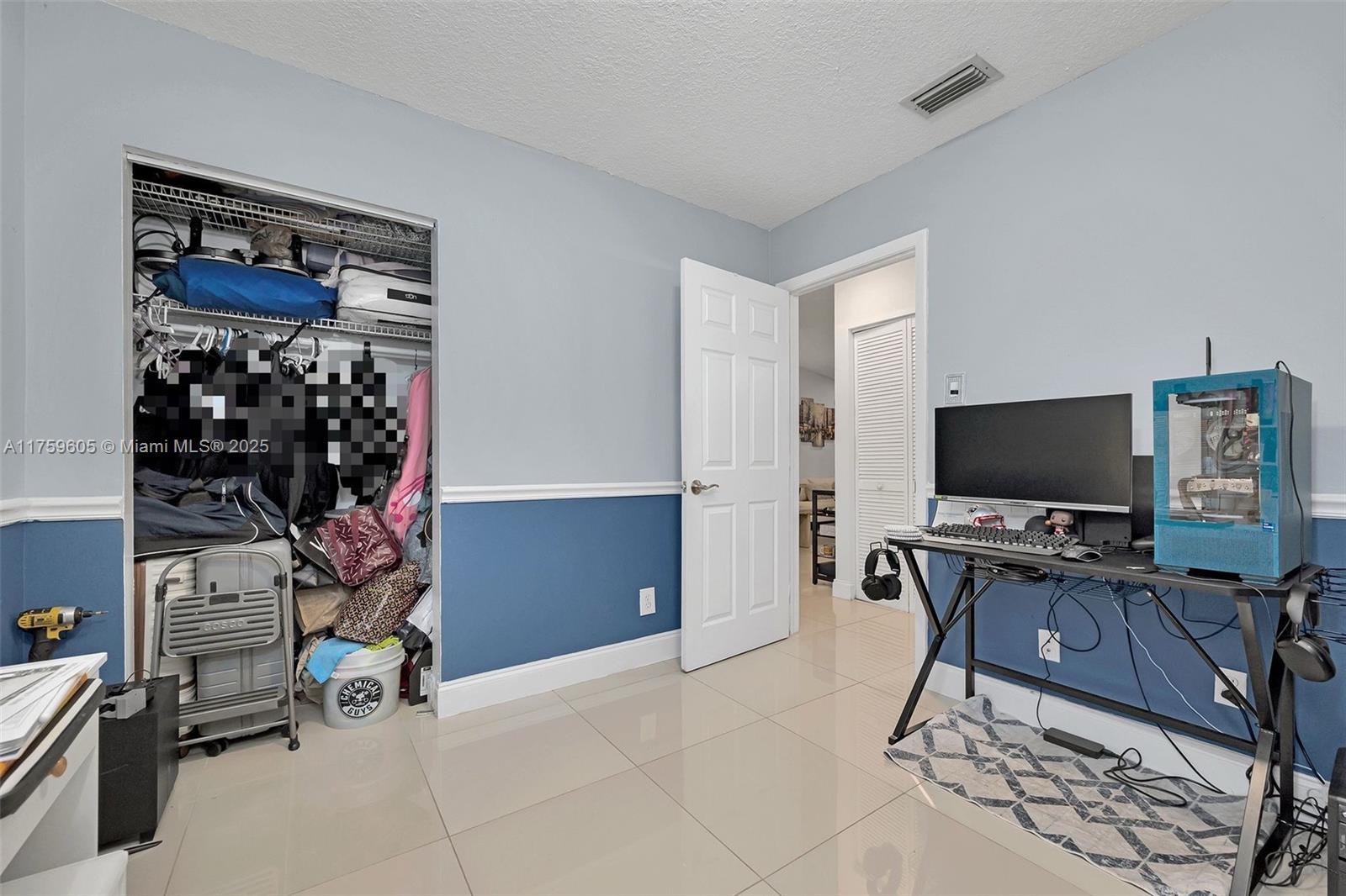 9539 Boca Cove Cir # 111