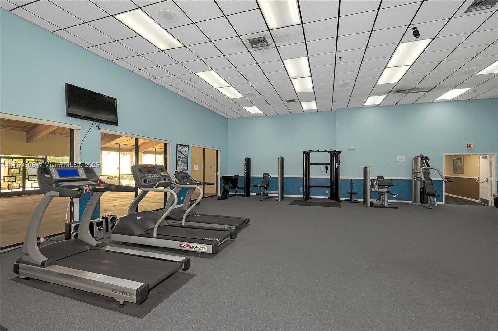 9539 Boca Cove Cir # 111