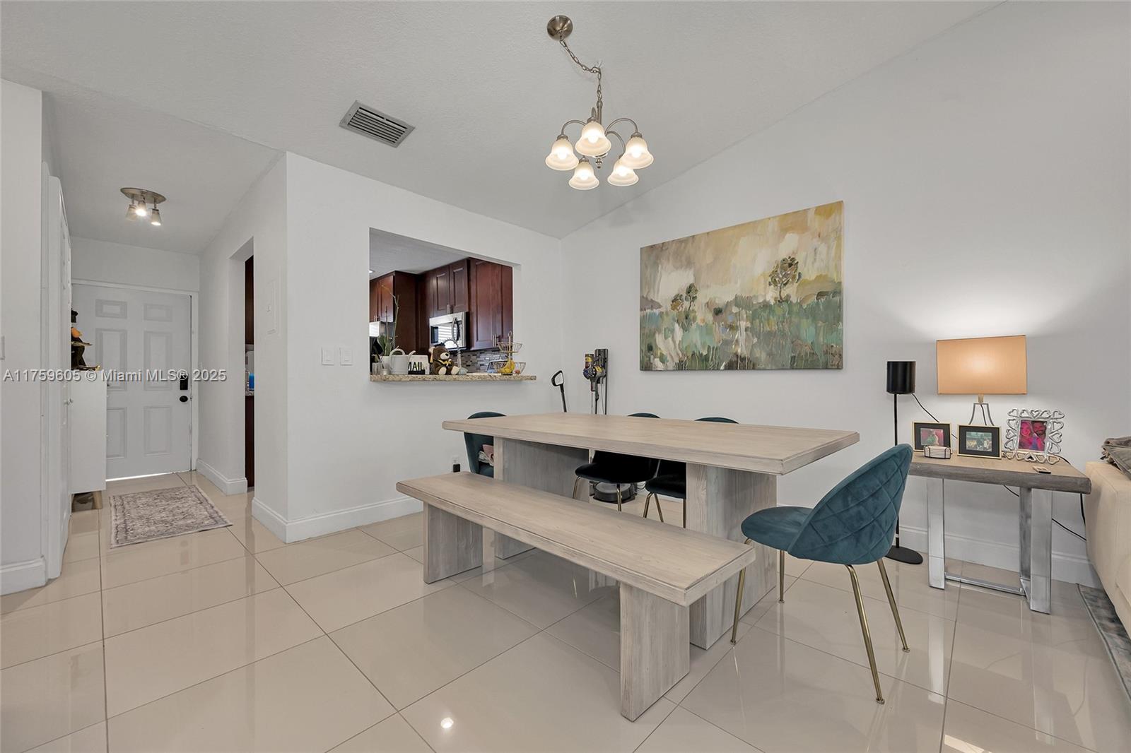 9539 Boca Cove Cir # 111