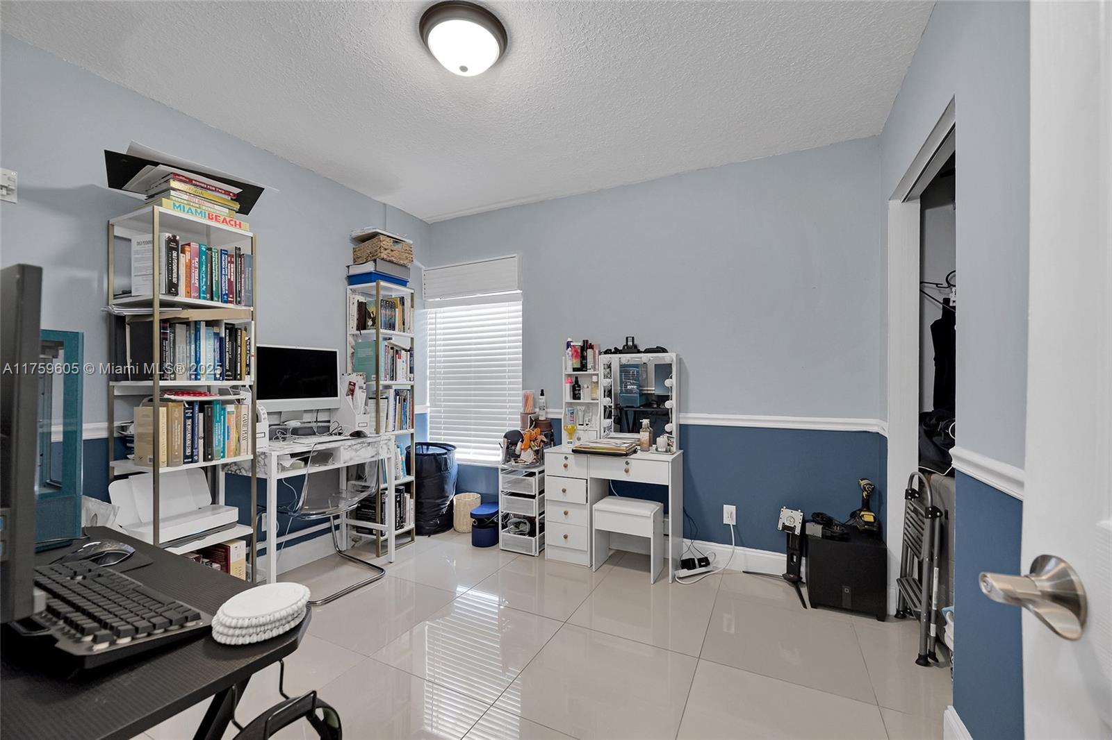 9539 Boca Cove Cir # 111