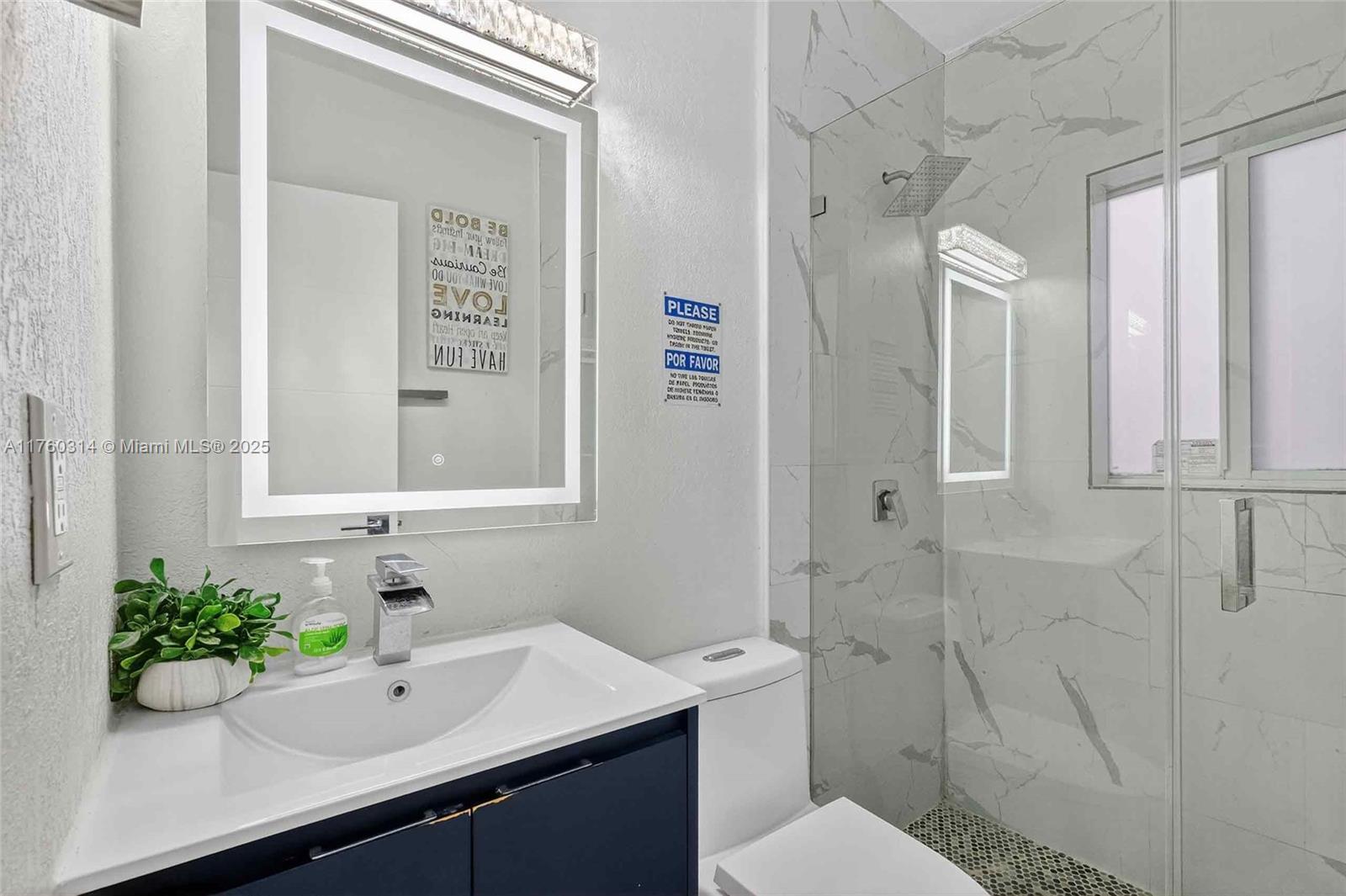 231 NW 44th St