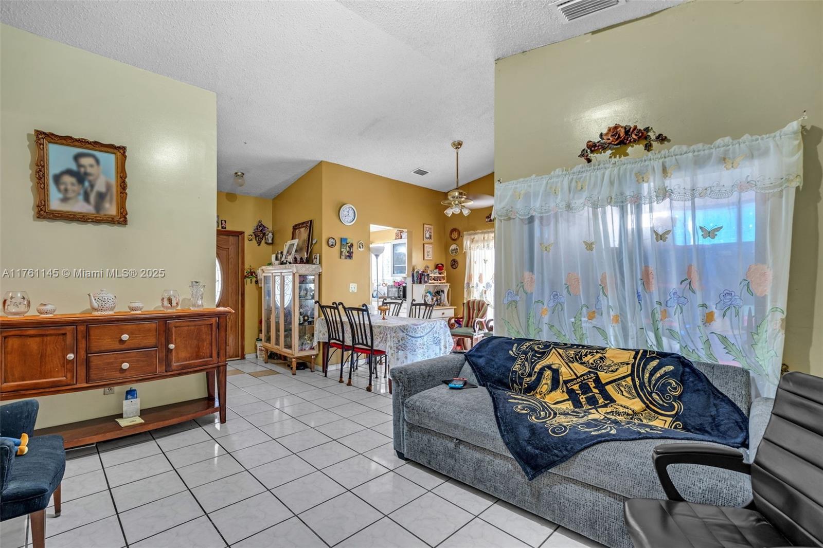 17641 SW 115th Ave