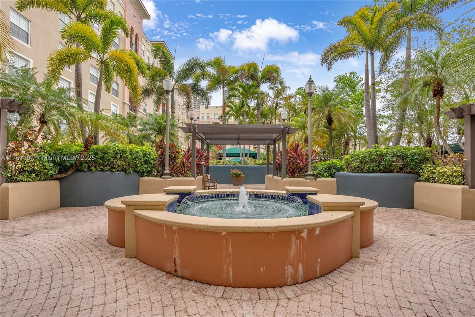 520 SE 5th Ave # 1507