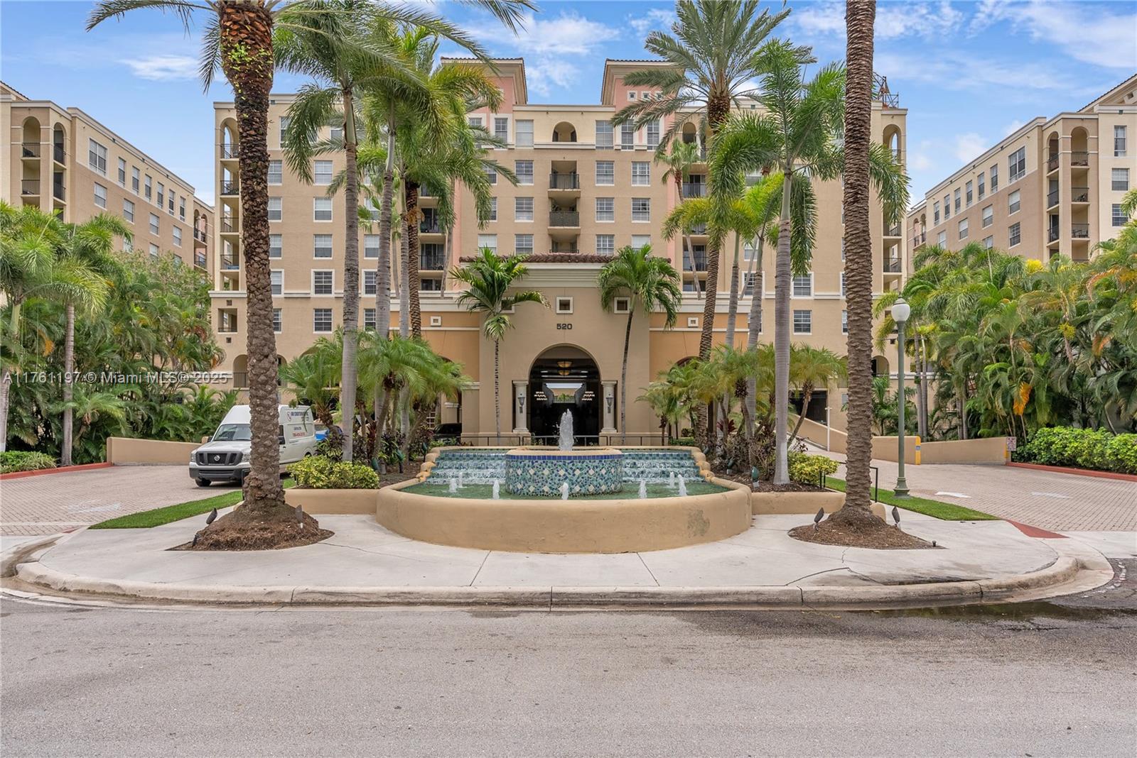 520 SE 5th Ave # 1507