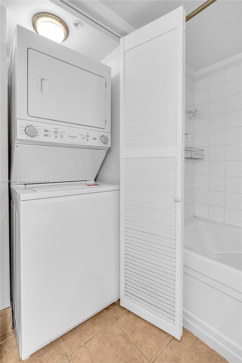 520 SE 5th Ave # 1507