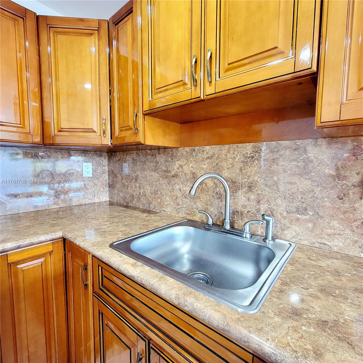 13271 SW 17th Ln # 25 Unit: 6-25