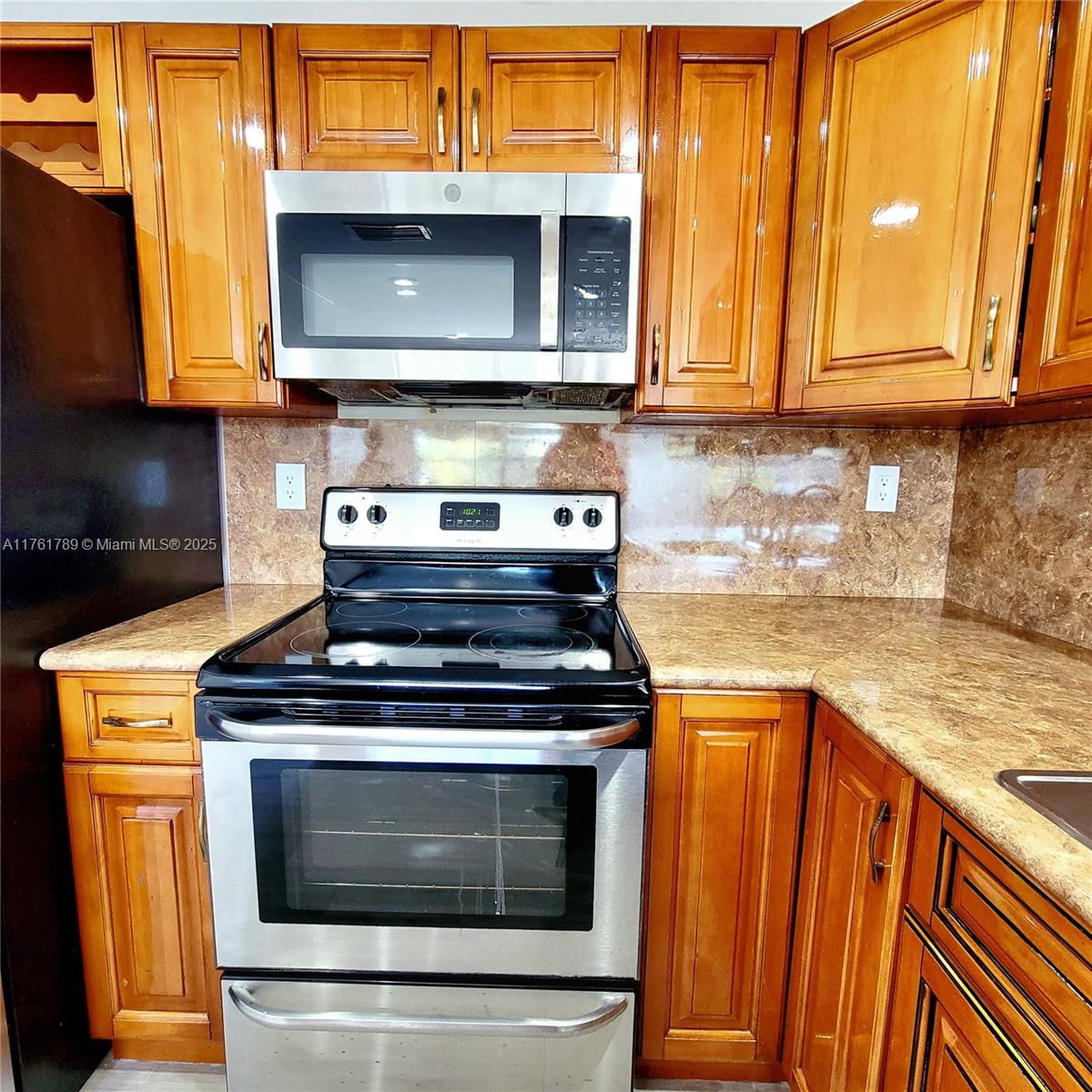 13271 SW 17th Ln # 25 Unit: 6-25