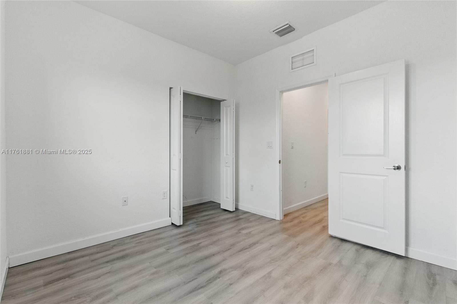 1452 SE 26th Ter