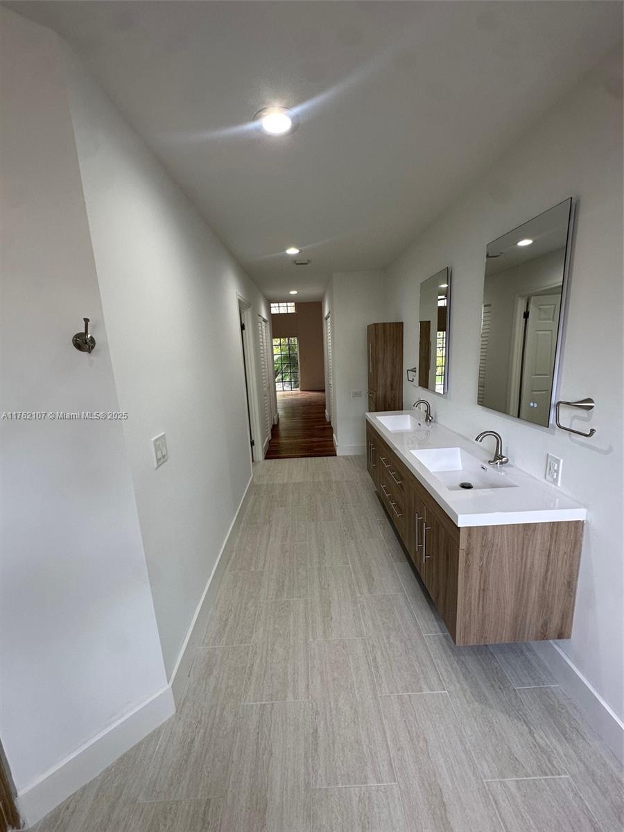 9340 NW 50th Doral Cir Unit: 9340