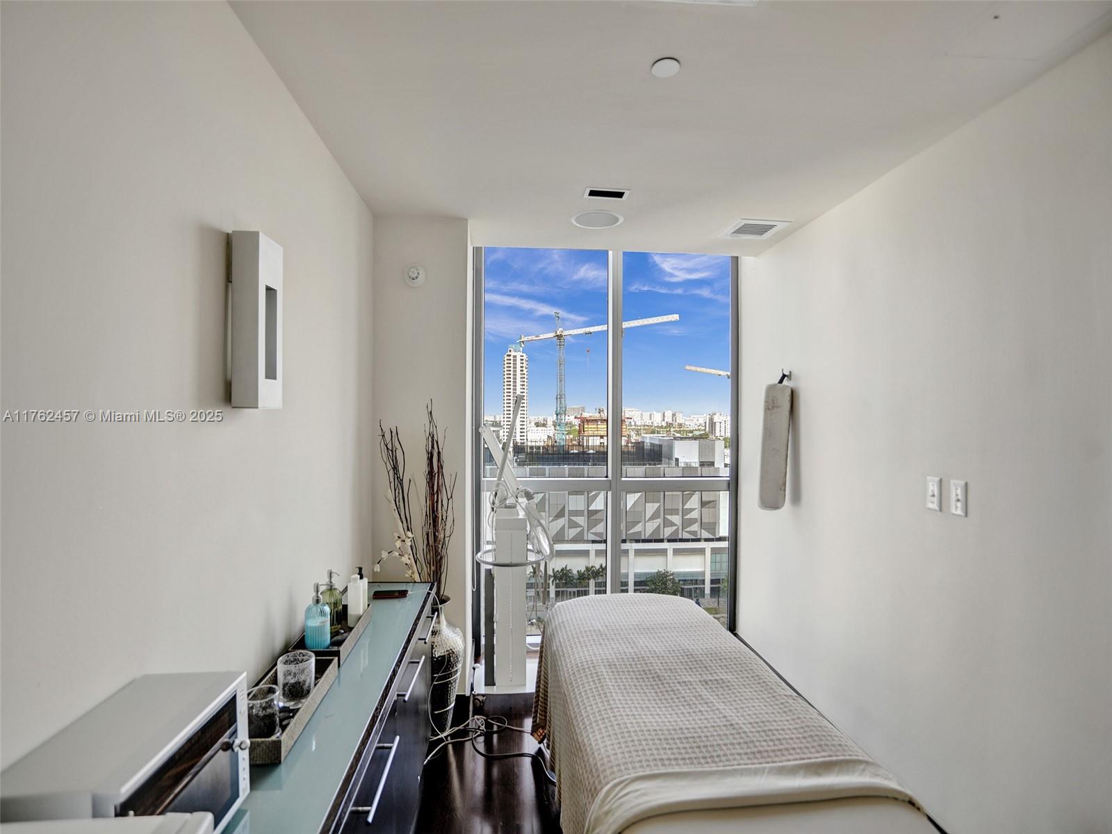 900 Biscayne Blvd # 5510