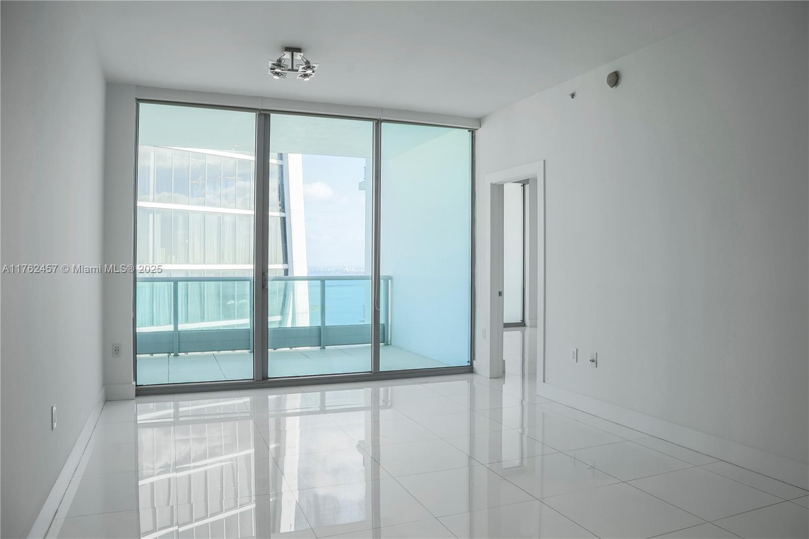 900 Biscayne Blvd # 5510