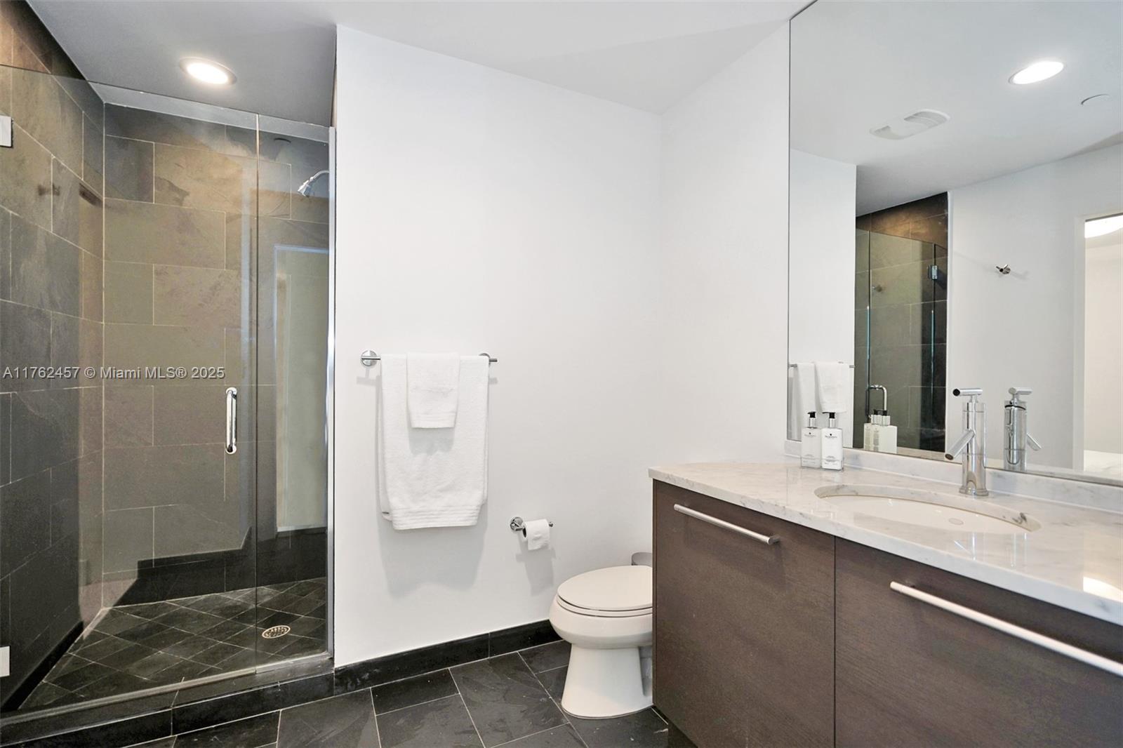 900 Biscayne Blvd # 5510