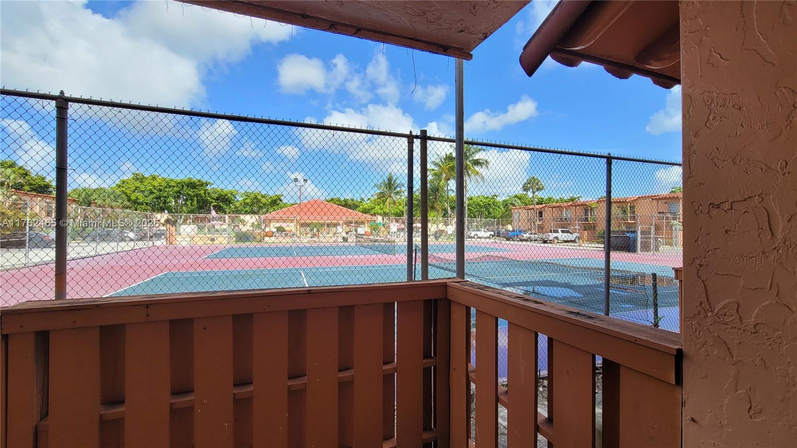 7155 MIAMI LAKES DR Unit: P2