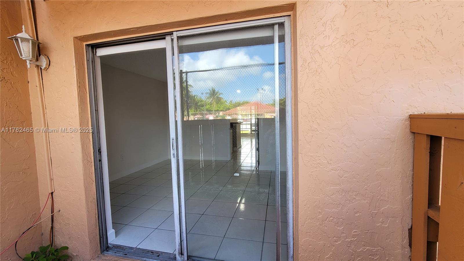 7155 MIAMI LAKES DR Unit: P2