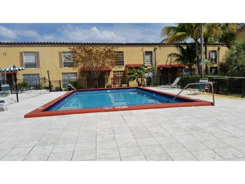7155 MIAMI LAKES DR Unit: P2