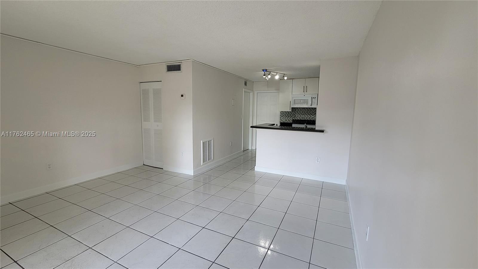 7155 MIAMI LAKES DR Unit: P2
