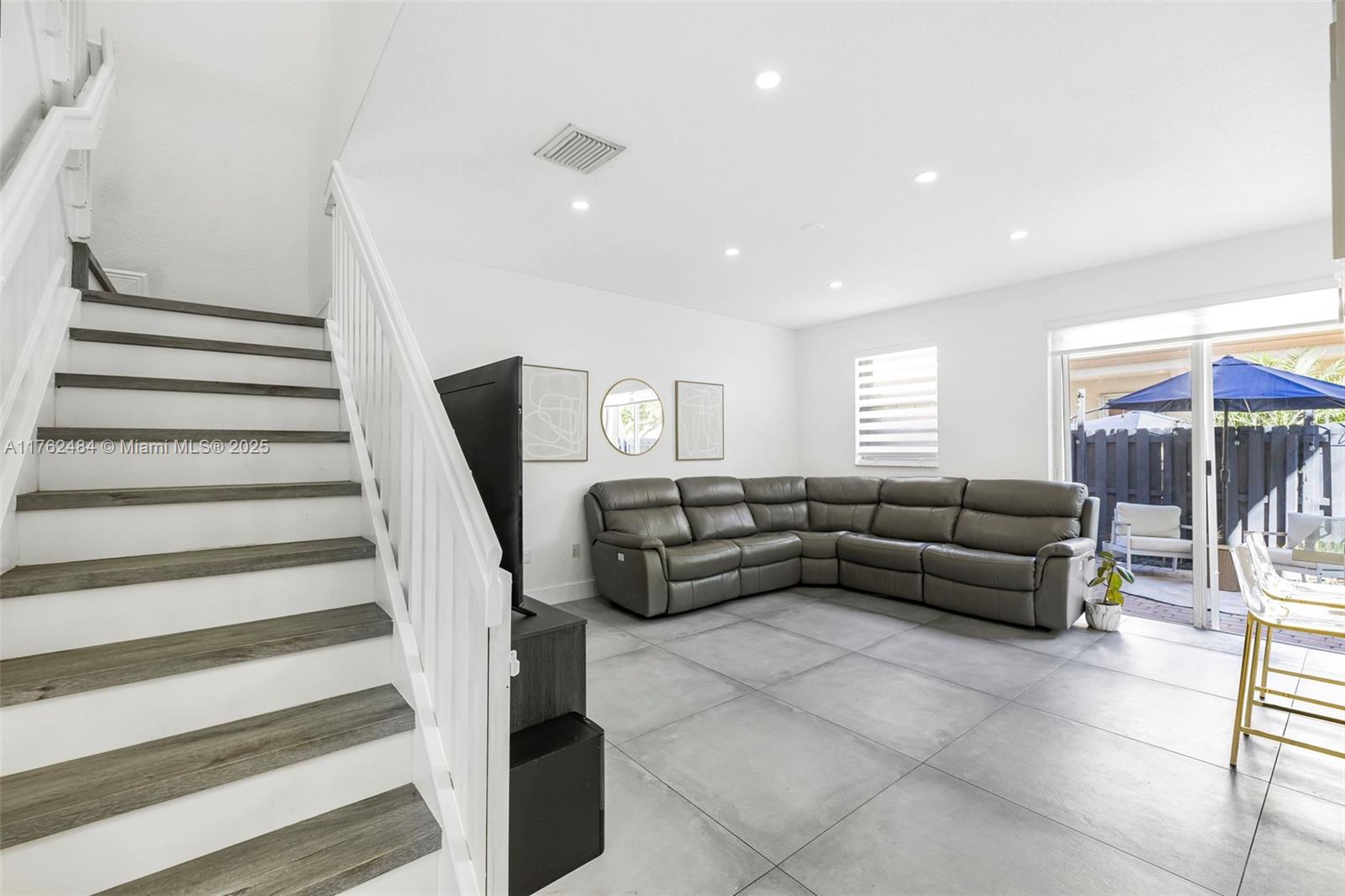 12993 SW 134th Ter