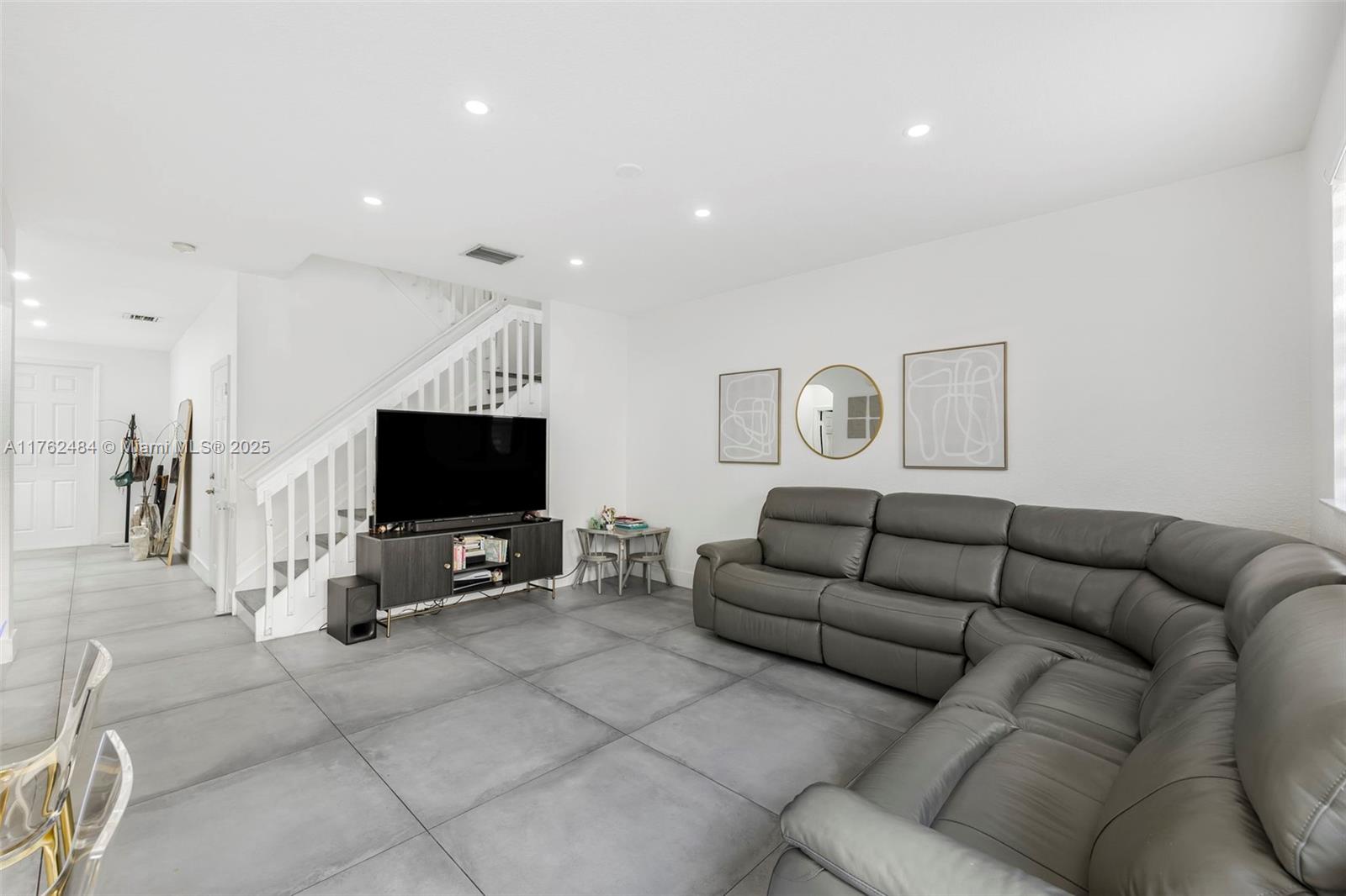 12993 SW 134th Ter