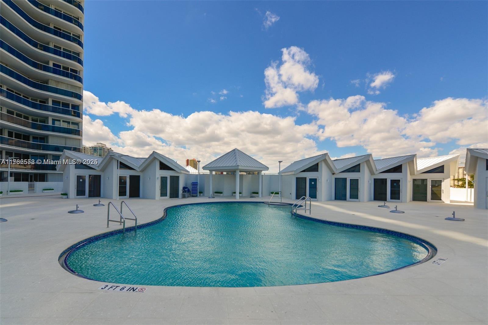 16711 Collins Ave # 704