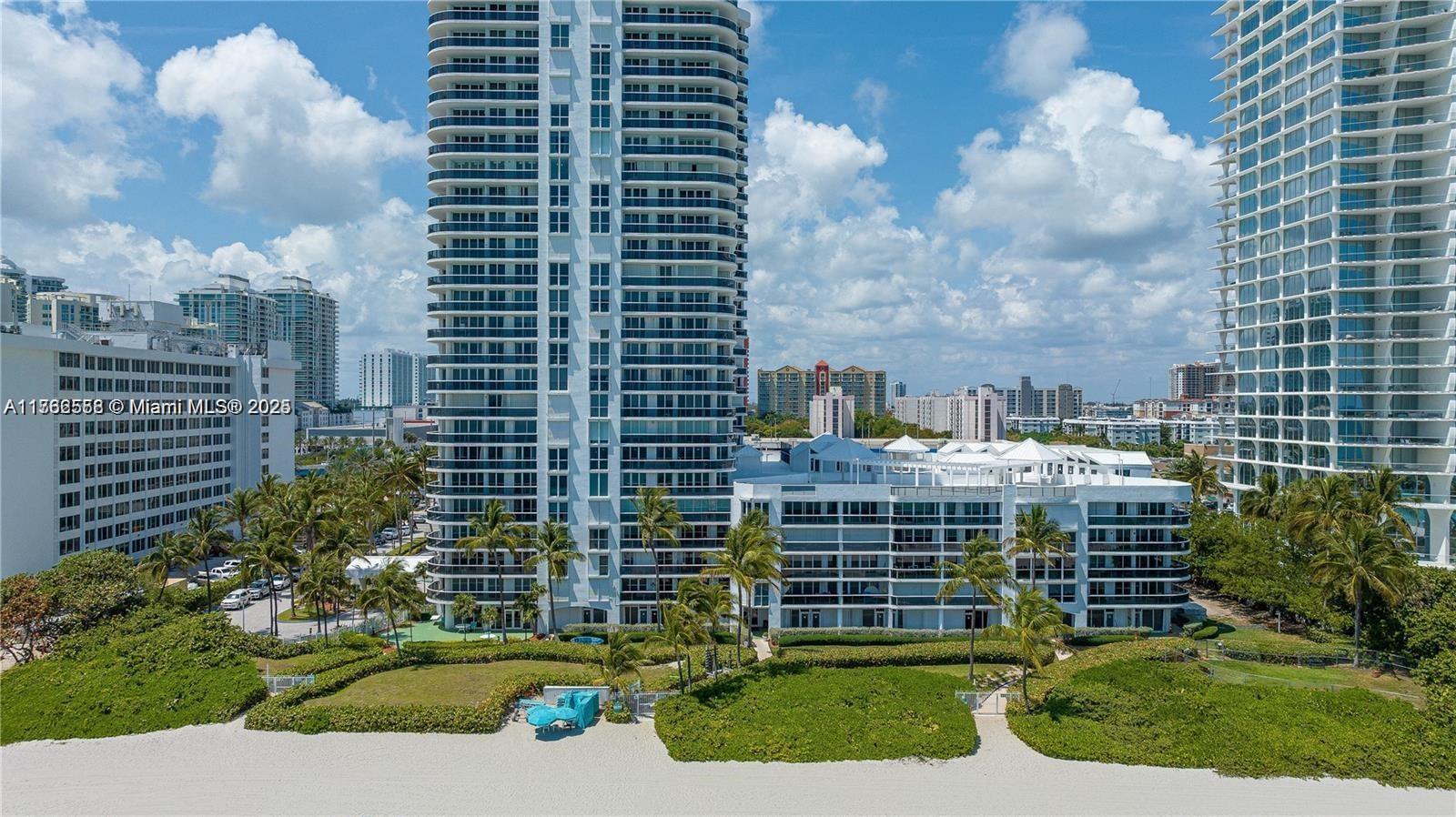 16711 Collins Ave # 704