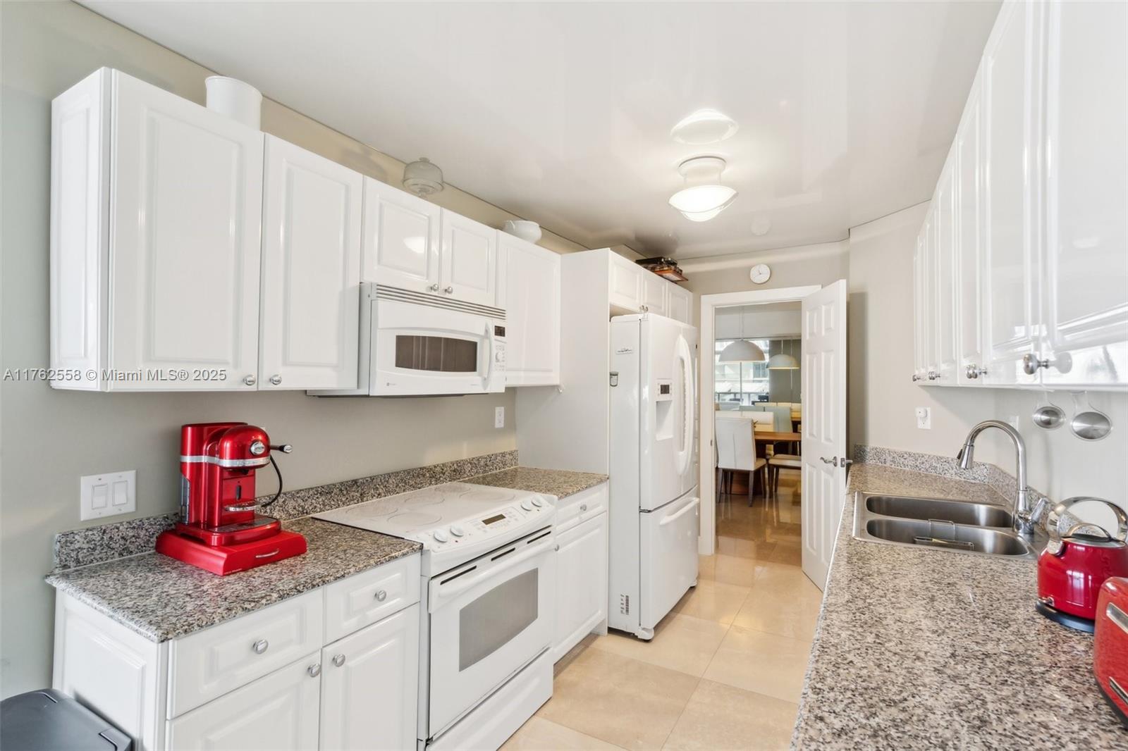 16711 Collins Ave # 704