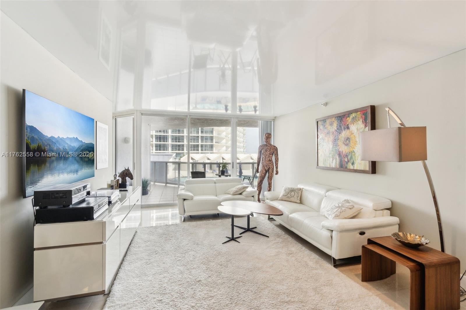 16711 Collins Ave # 704