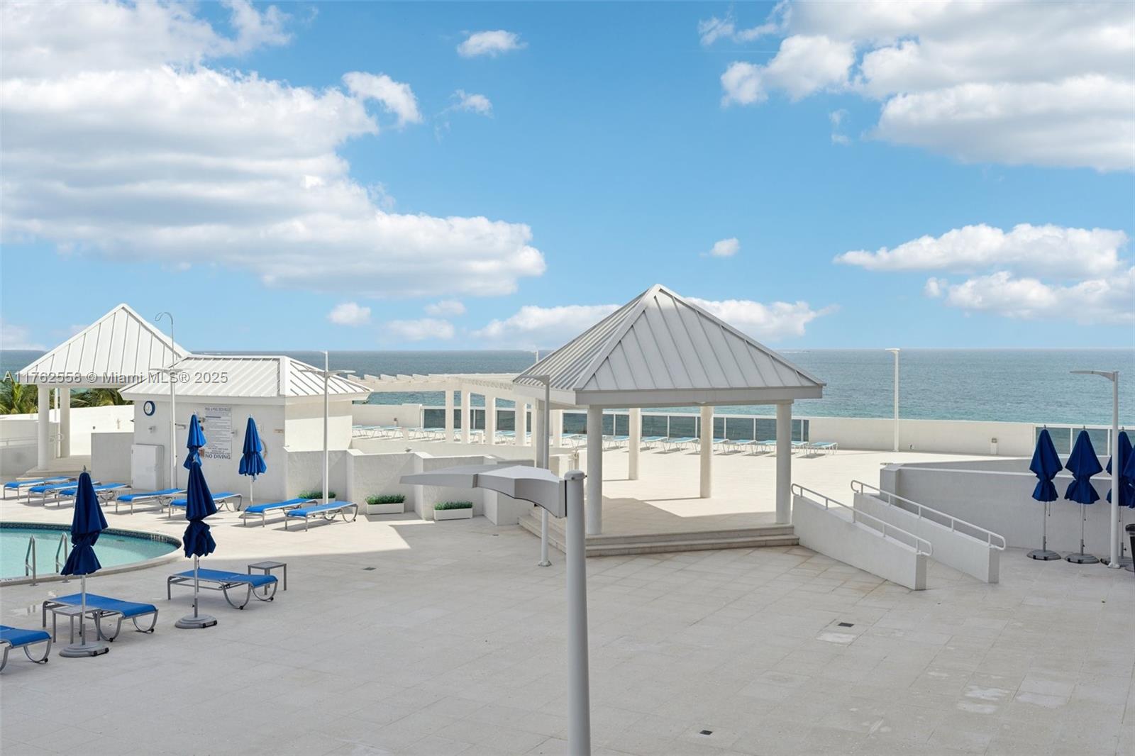16711 Collins Ave # 704