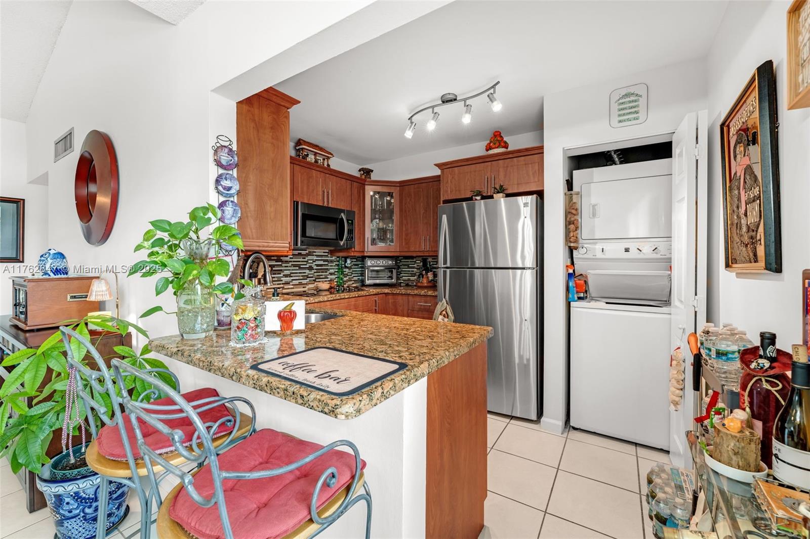 9950 NW 9th St Cir # 204