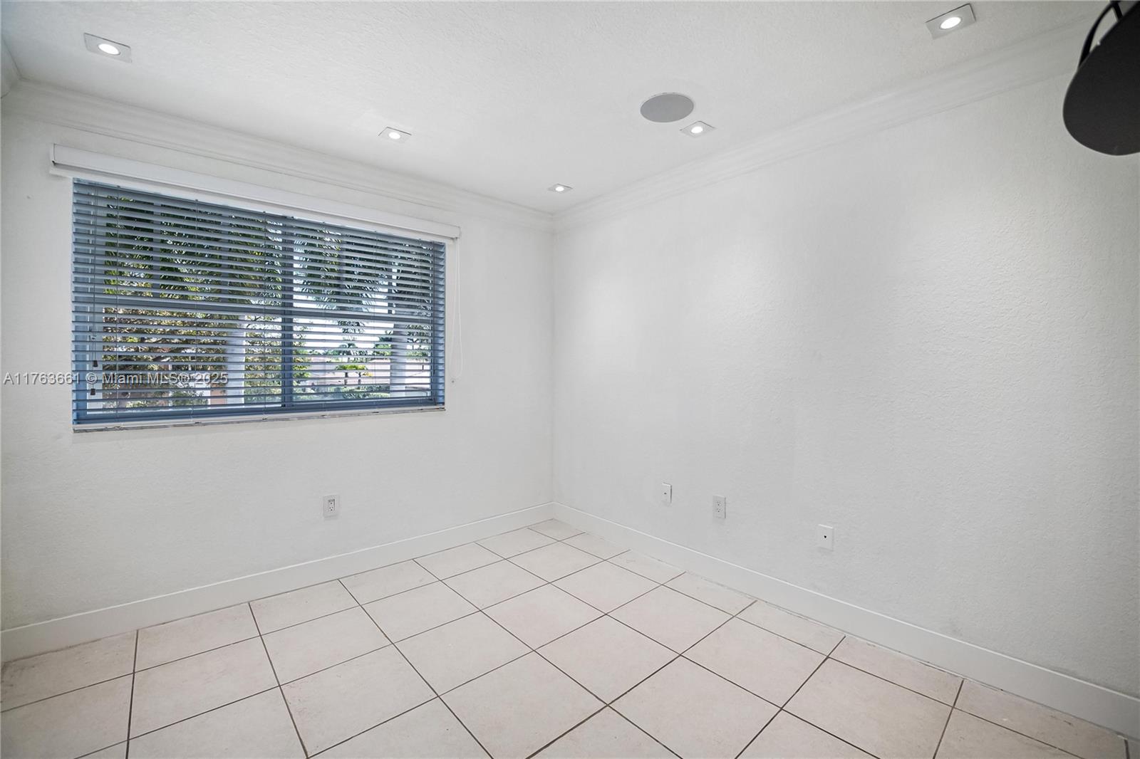 4604 SW 159th Ave