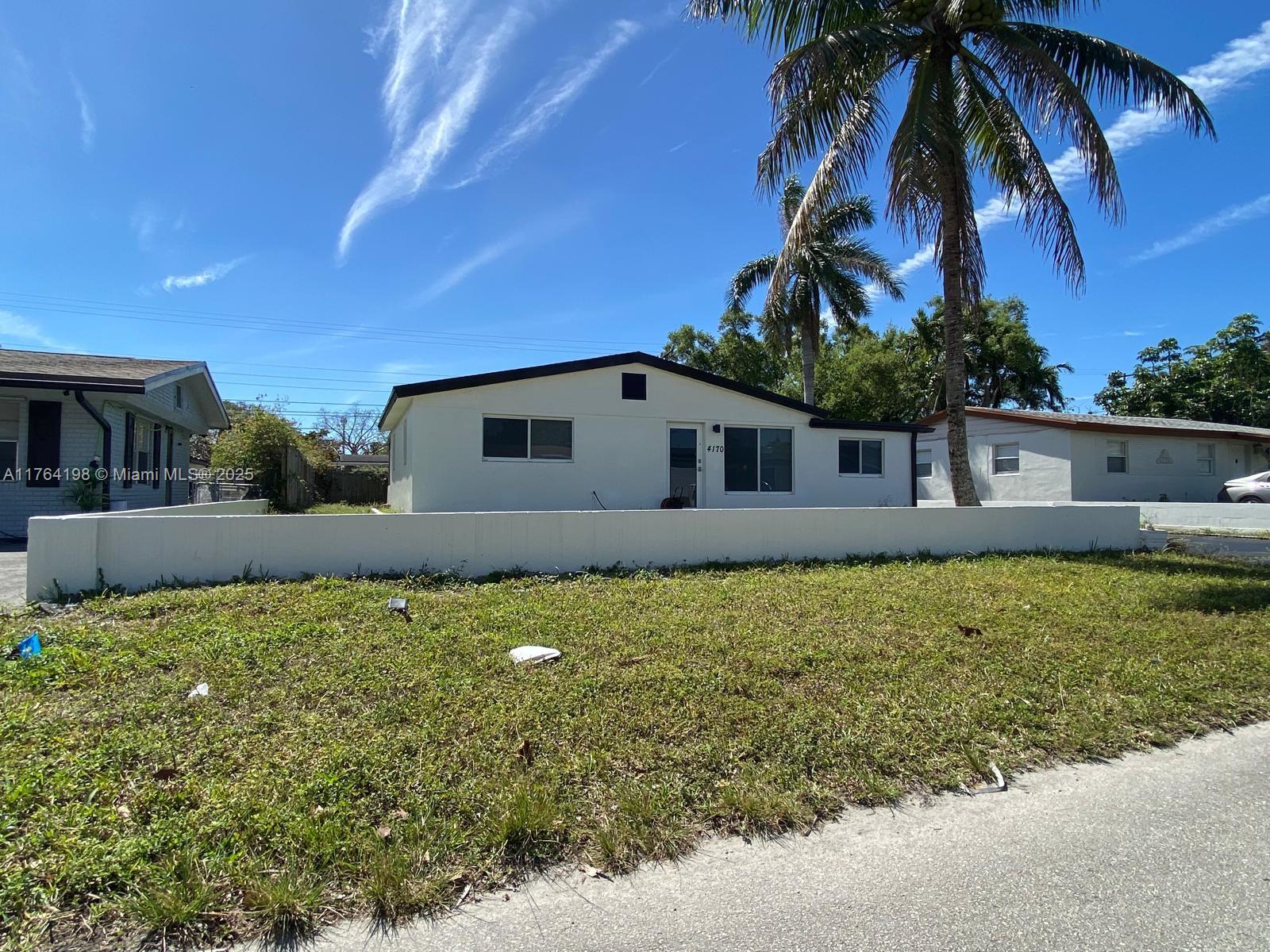 4170 SW 49th Ct