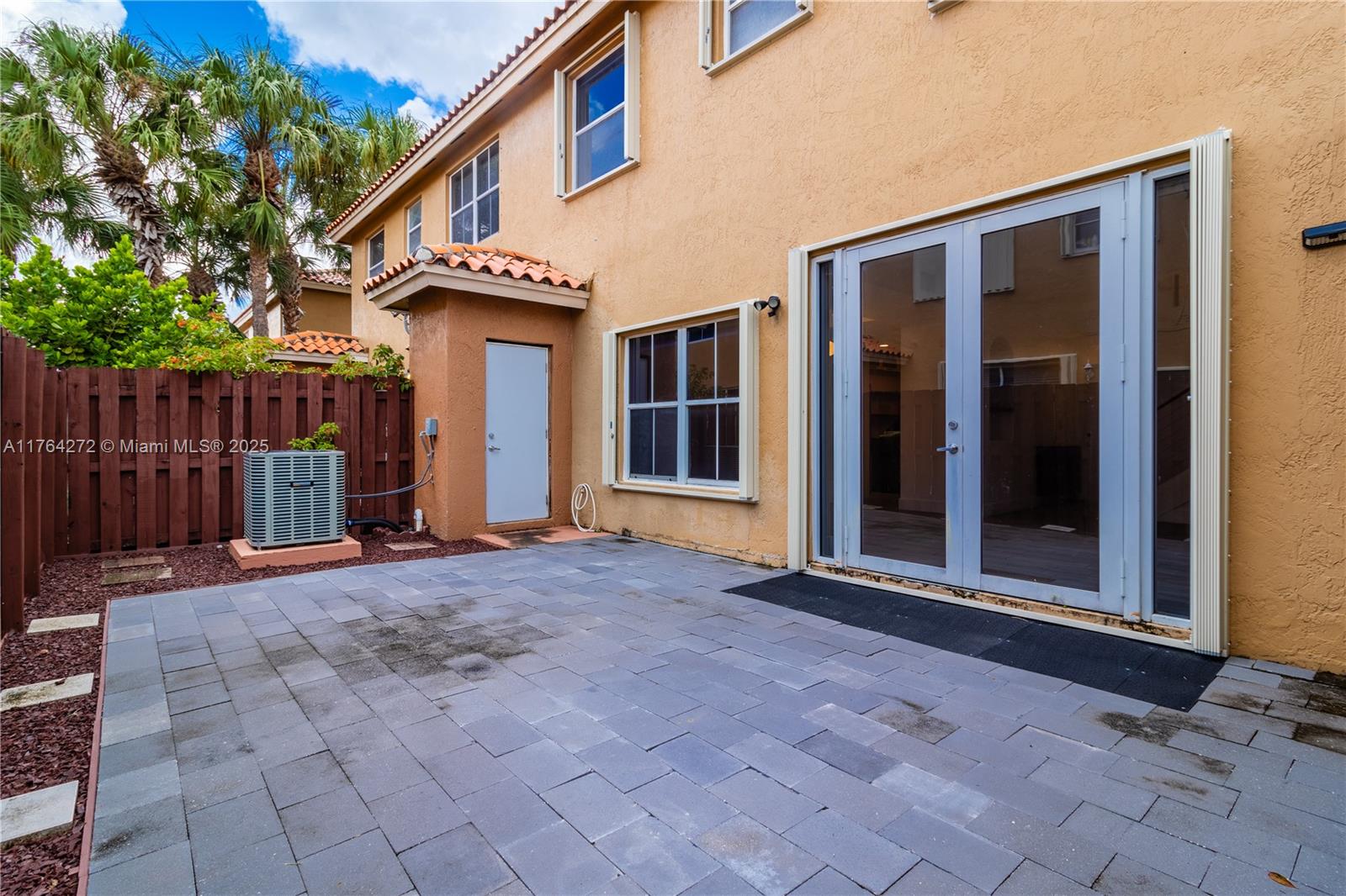 8510 NW 141st Ln # 104