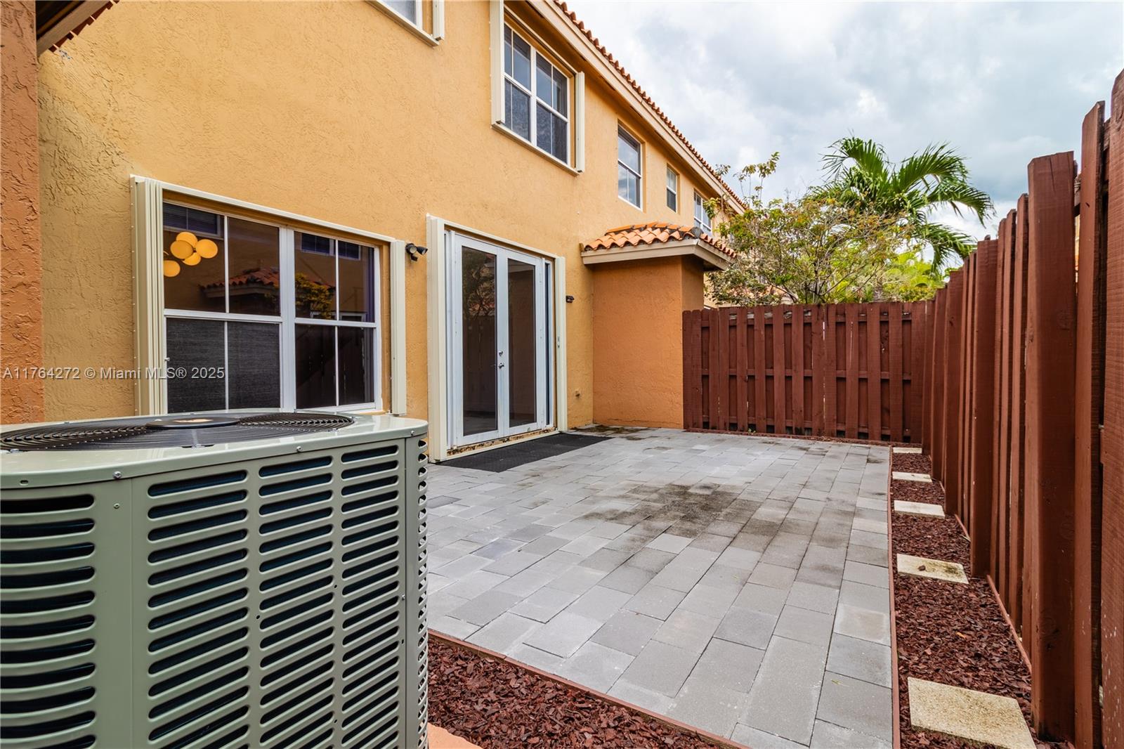 8510 NW 141st Ln # 104