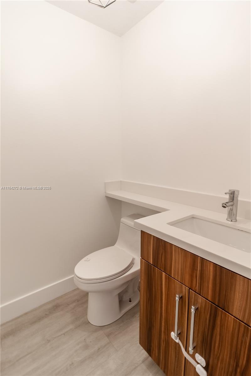 8510 NW 141st Ln # 104