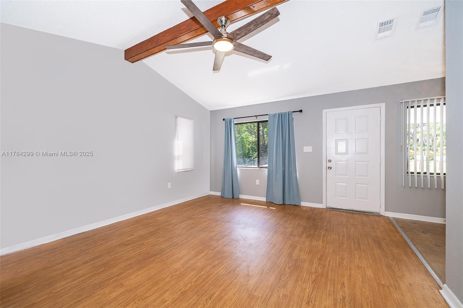 1306 Vine St