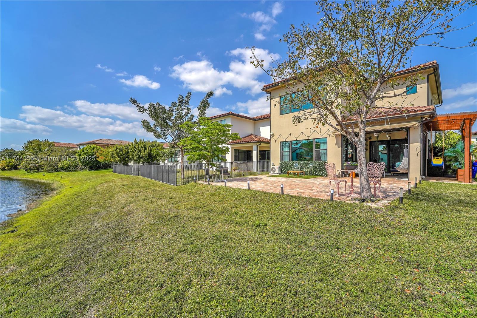 11840 SW 13th Ct