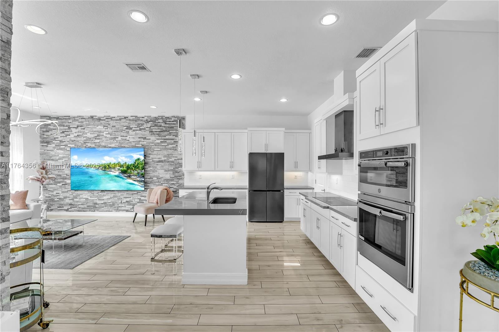 11840 SW 13th Ct